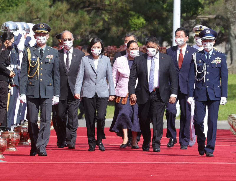 Si Nauru President Russ JosephKun ay bumisita sa Taiwan  President Tsai: Magpakita ng Malakas na Suporta para sa Taiwan