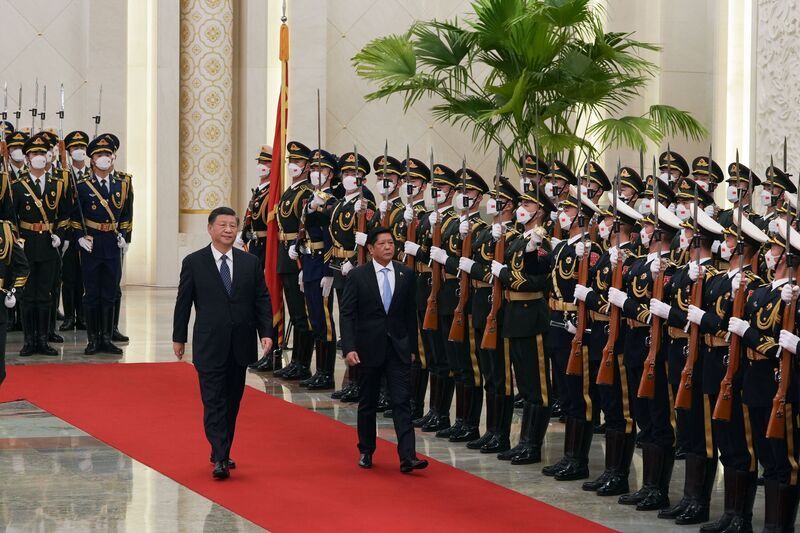 Sumang-ayon ang China at Pilipinas na mapayapang maresolba ang mga di-pagkakaunawang isyung pansoberanya at mapatatag ang kooperasyon