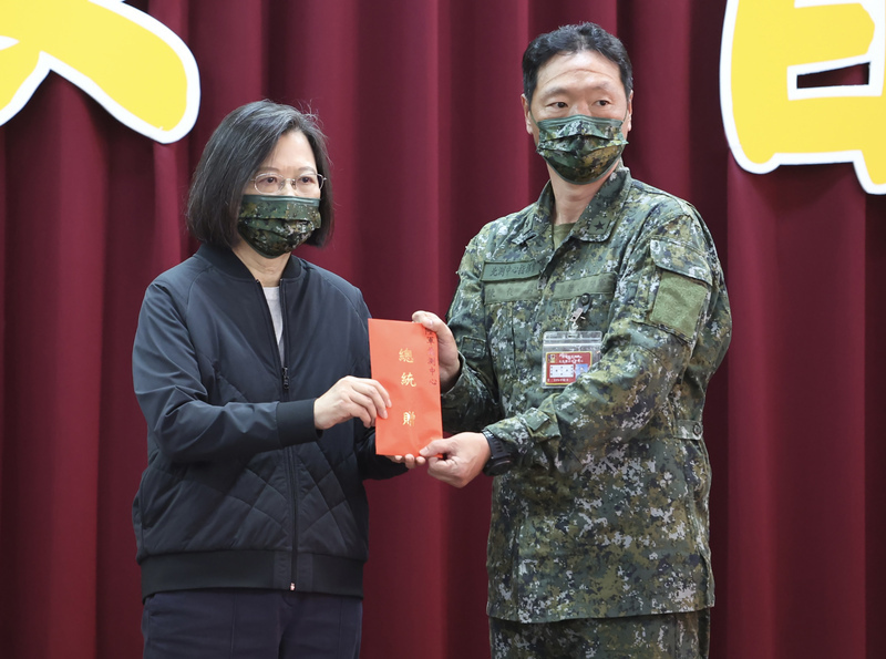 Tiniyak ni Tsai sa mga tao sa Taiwan na ang militar ay mahusay na sinanay at handa