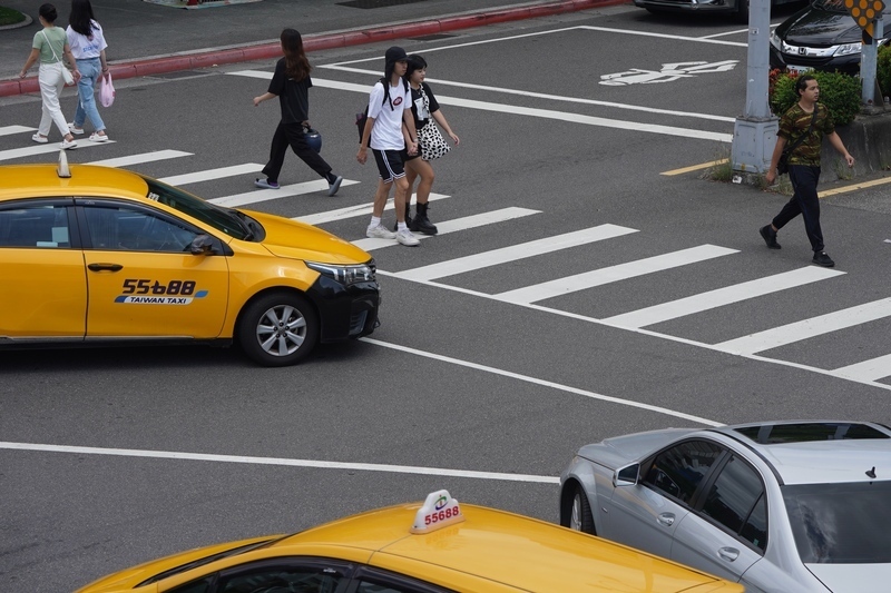 Ang hindi sumusunod sa patakaran ng pedestrian ay magmumulta ng NT$6,000 mula Hunyo 30