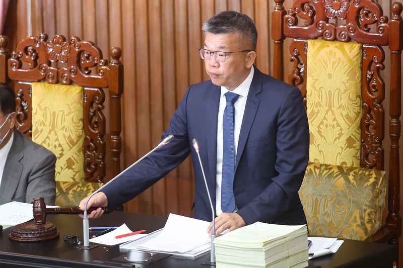 Ang ikatlong pagbasa ng Immigration Law ay nagpapahintulot sa mga banyagang bata na may talento na isama sila sa pag-apply para sa permanenteng paninirahan sa Taiwan
