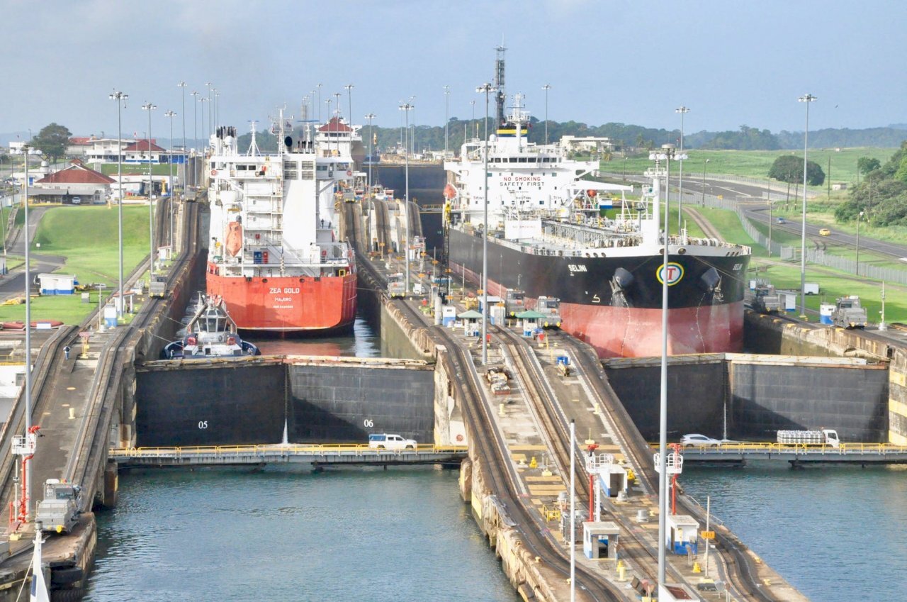 Ang Panama Canal na nabigla sa tagtuyot ay nagpapababa ng pang-araw-araw na limitasyon sa trapiko ng barko