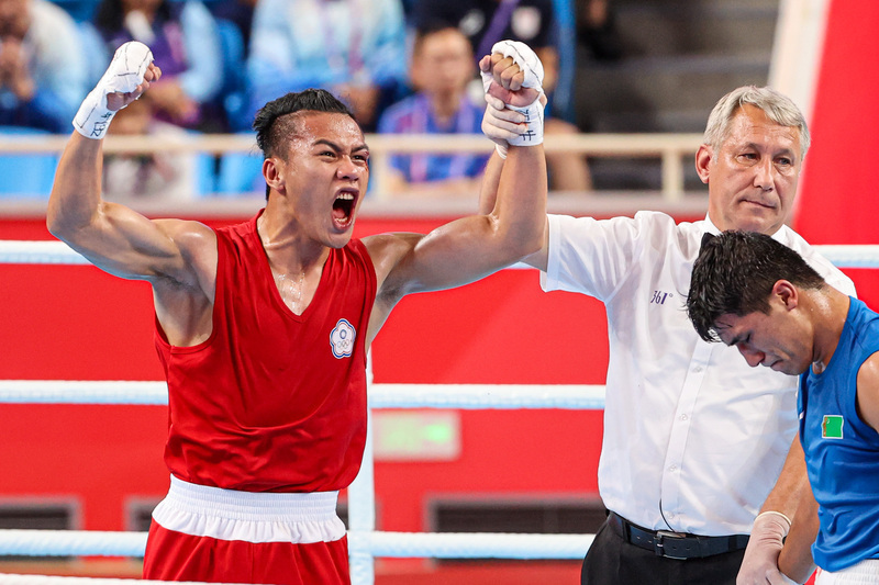 Ang boksingero ng Taiwan na si Kan Chia-wei ay nanalo ng silver medal at naging kwalipikado para sa 2024 Paris Olympics
