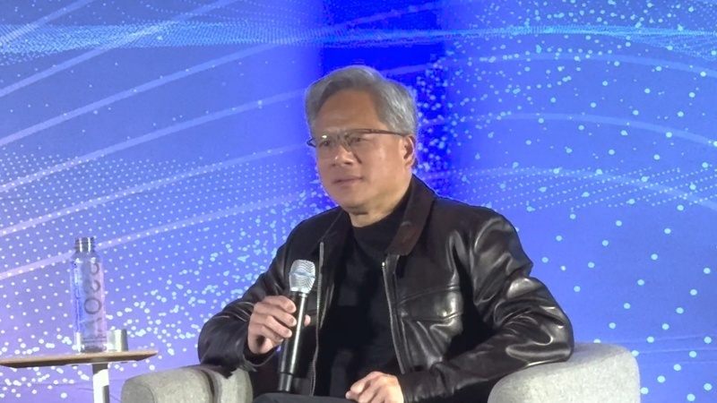 Ang CEO ng NVIDIA na si Jensen Huang ay bumisita sa Taiwan
