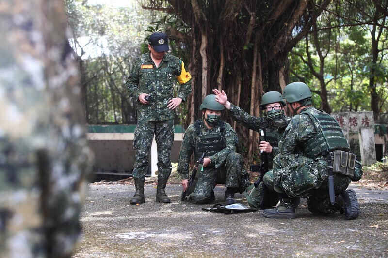 Isang opisyal ng U.S. Air Force ay nagmamasid at nagtatasa: Kung ang China ay sumalakay sa Taiwan, 70% ng mga Taiwanese ay mananatili at lalaban