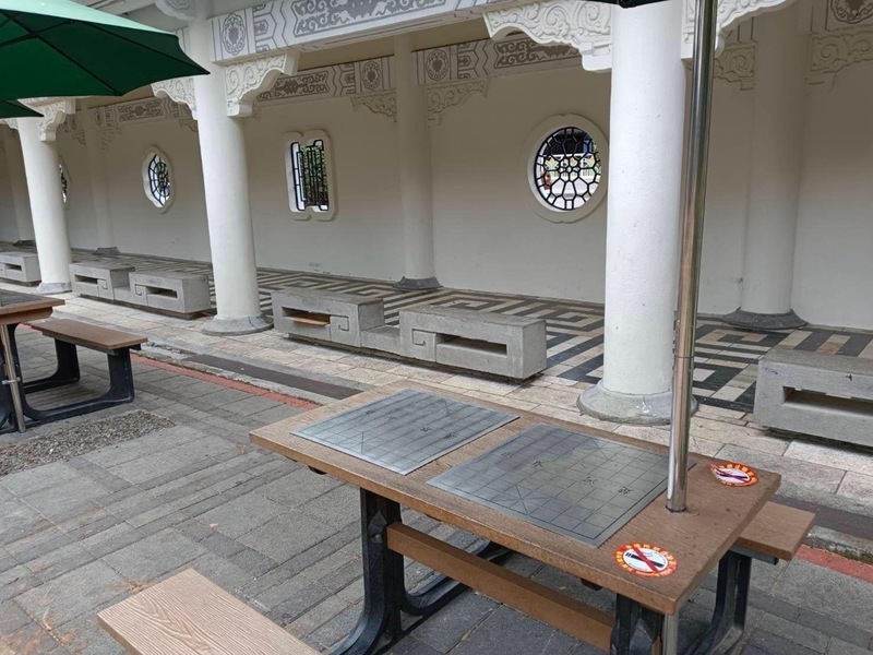 Ipinagbabawal ng Chiang Kai-shek Memorial Hall ang paninigarilyo
