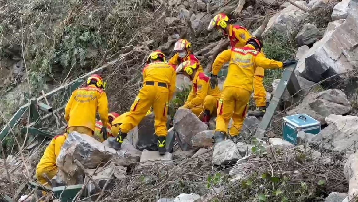 Balita/Dalawang tao ang natagpuang walang mga buhay sa Shakadang Trail, ang espesyal na pangkat ng paghahanap ay nagsusumikap padin na maghukay