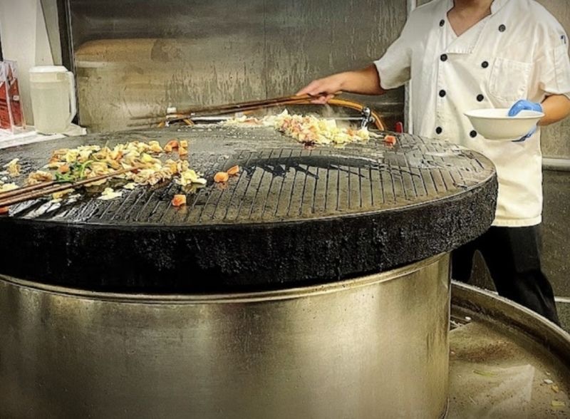 Hinde totoong Mongolian na Mongolian BBQ