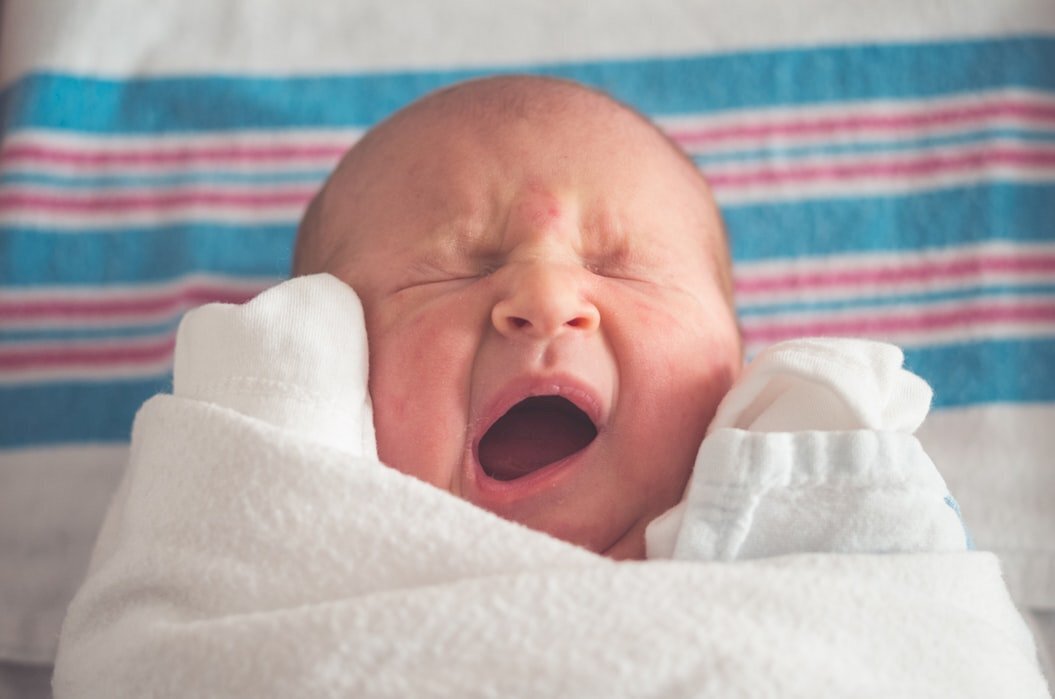 Inilunsad ng Labor Ministry ang pilot program para sa flexible parental leave