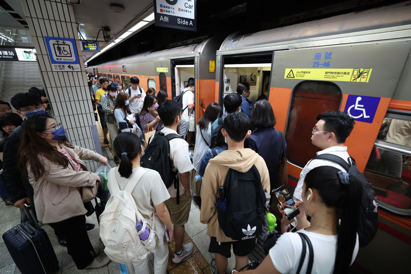 Ang mga pisikal na tiket ng Taiwan Railway para sa 2026 ay ganap na mai-scan upang makapasok at lumabas sa istasyon, at wala nang mga isyu sa ticket card.
