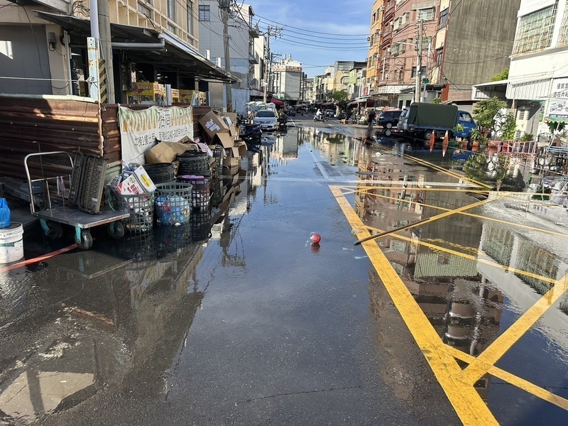 Astronomical tide sanhi ng pagbaha sa Southern Taiwan