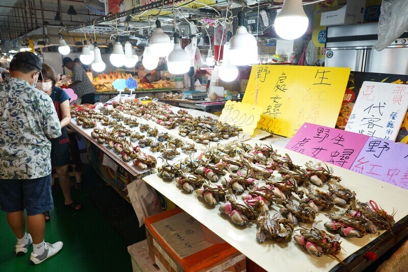 Ang higanteng mud crab season ng Taiwan ay nagdadala ng mga bagong masasarap na pagkain sa menu ng mga restoran