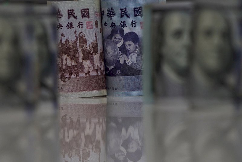 Kung hindi pa malinaw ang resulta ng eleksyon sa Amerika, mas magiging malaki ang paggalaw ng halaga ng New Taiwan Dollar, ayon sa sentral na bangko ng Taiwan