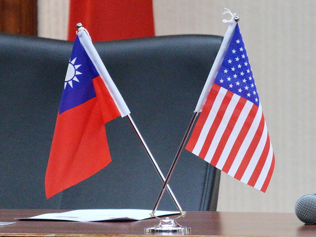 Sa Pagsusuri ng mga Eksperto: “Strategic Ambiguity” ni Trump at ang Hamon sa Taiwan na Magpakita ng Katatagan