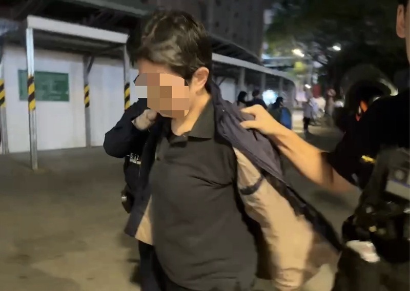 Babaeng Pasahero sa Taipei MRT Sinugatan ang Lalaki Gamit ang Kutsilyo; New Taipei Prosecutor Humiling ng Detensyon Dahil ang kriman ay may Malaki posibility na manaket ulit