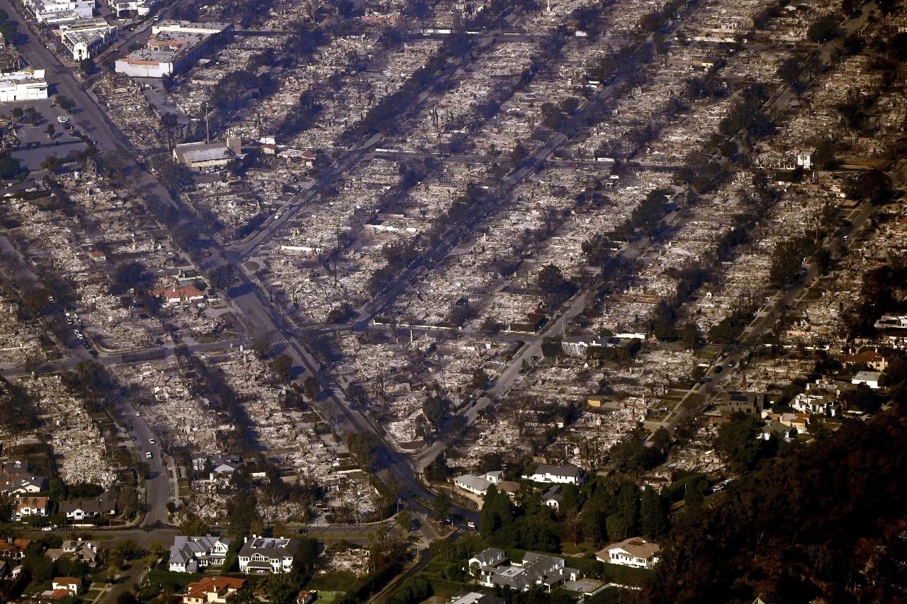 Ang sunog sa Los Angeles ay tumagal ng apat na araw at sa wakas ay humupa na