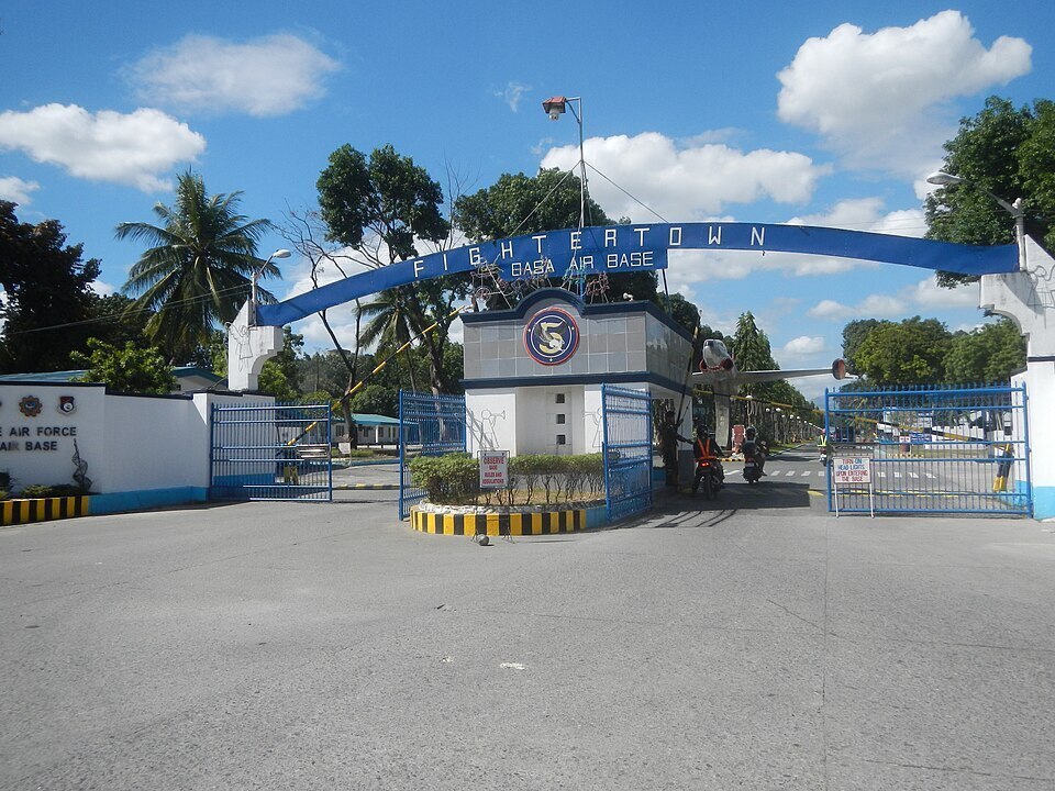 Tumitindi ang Tensyon sa South China Sea: Ministro ng Depensa ng Japan Bumista sa Pilipinas, Binisita ang Mahahalagang Base Militar