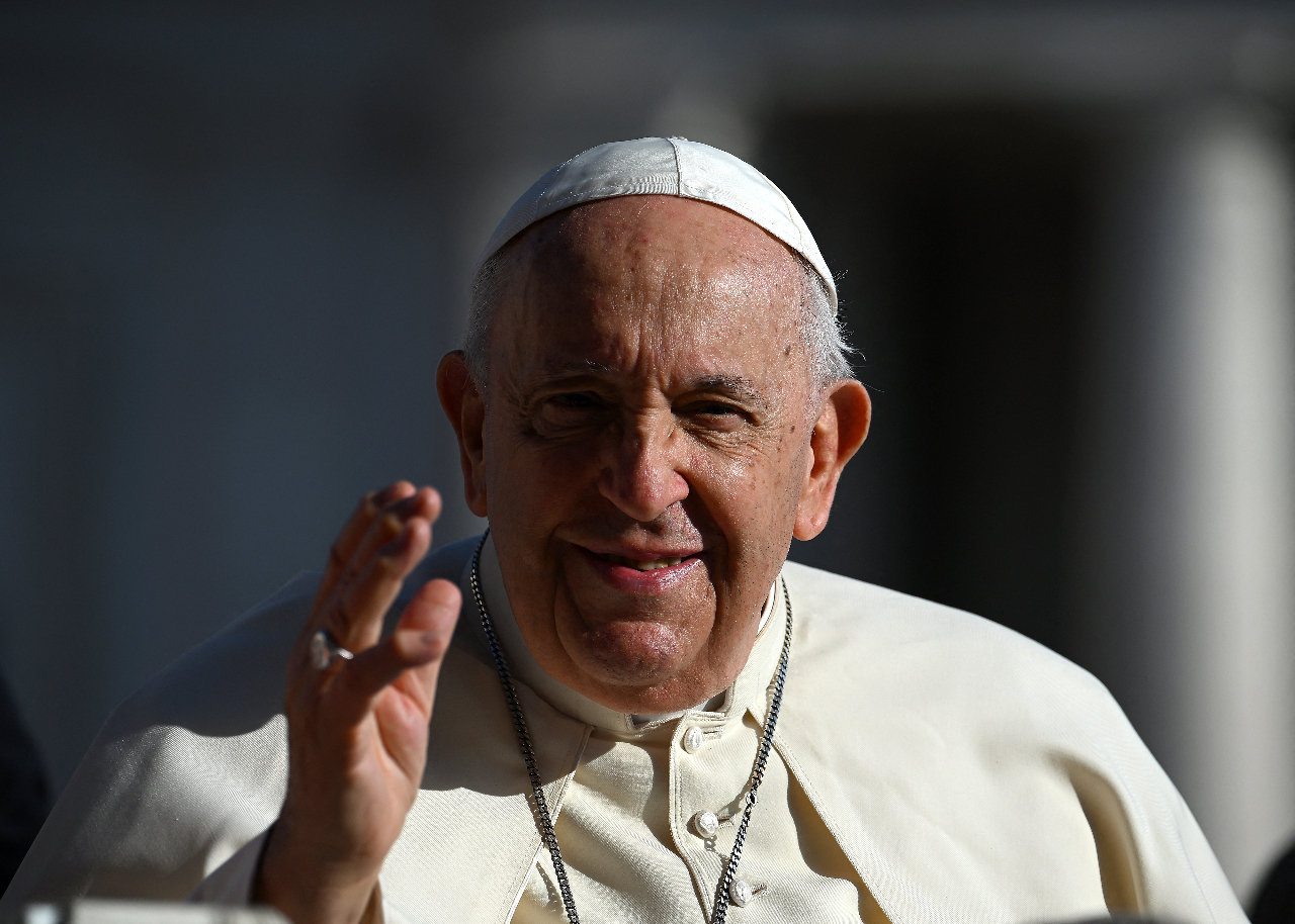 Vatican: Nagkaroon ng Bronchospasm si Pope Francis, Gumamit ng Non-Invasive Ventilator