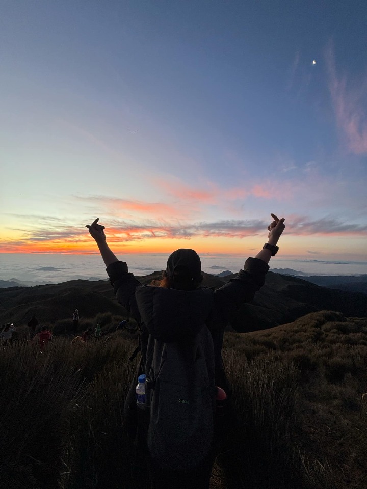 Mag Hiking Tayo!